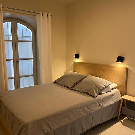 Le Petit Appartement D'Arlés Exterior foto
